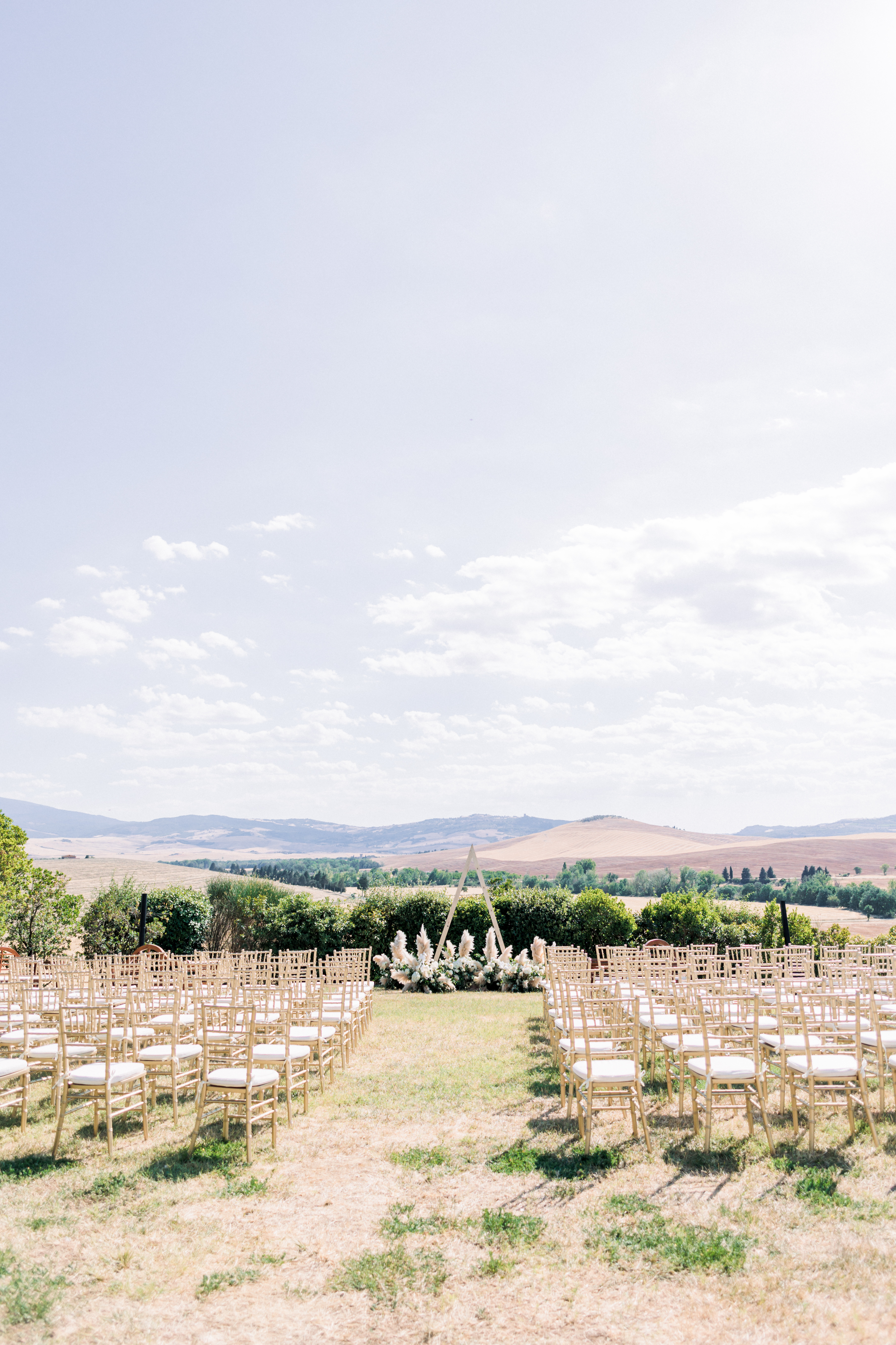 boho wedding in tuscany