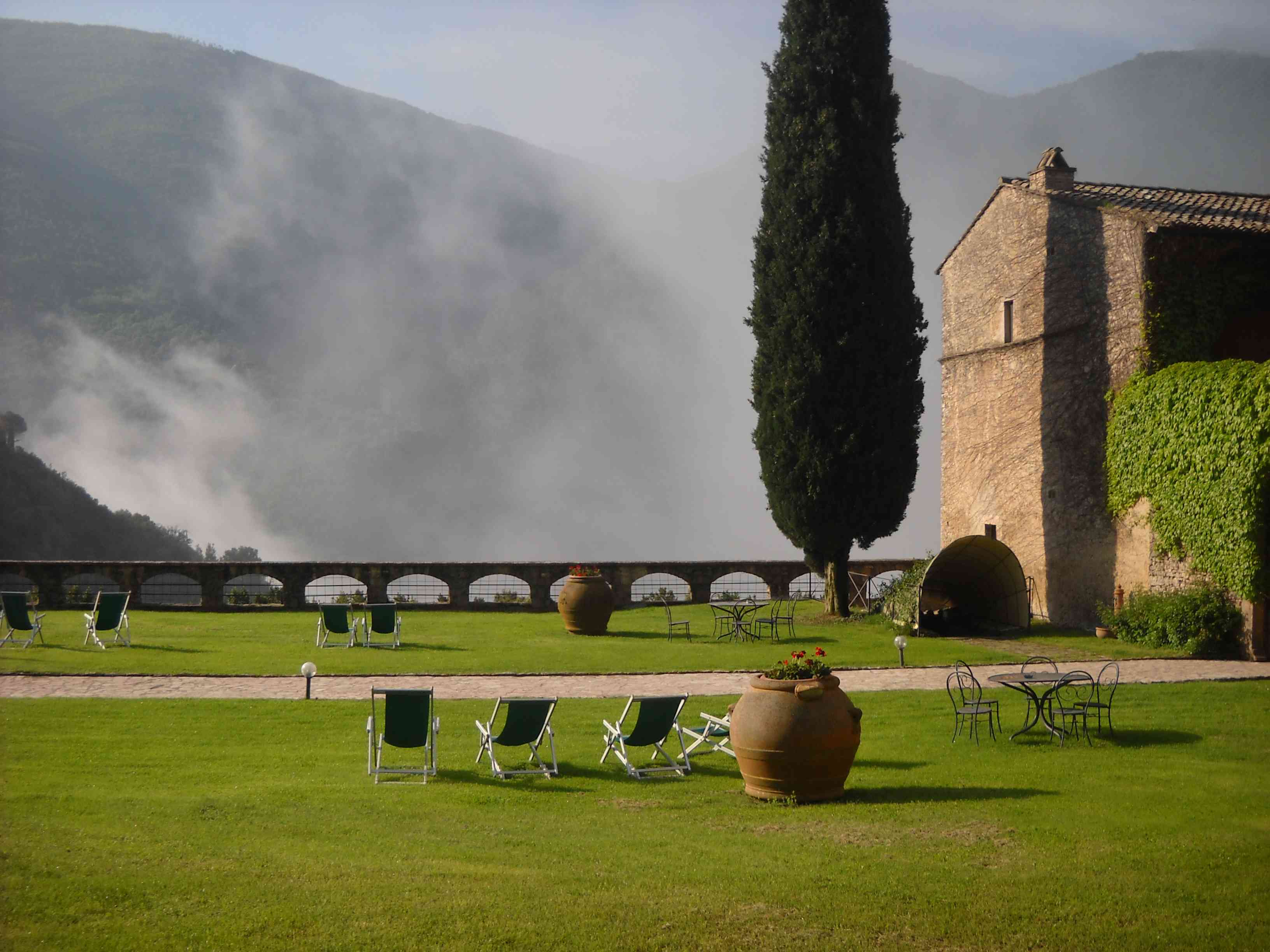 destination wedding in umbria best wedding venue in umbria getting married in umbria